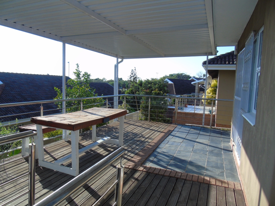 To Let 3 Bedroom Property for Rent in Beacon Bay Eastern Cape
